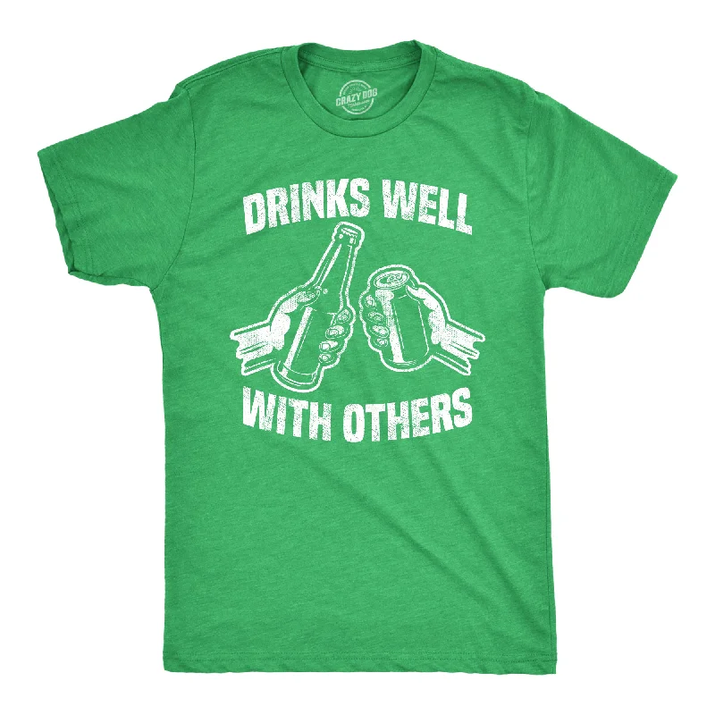 Men's active casual t-shirt-Drinks Well With Others Beer Men's T Shirt