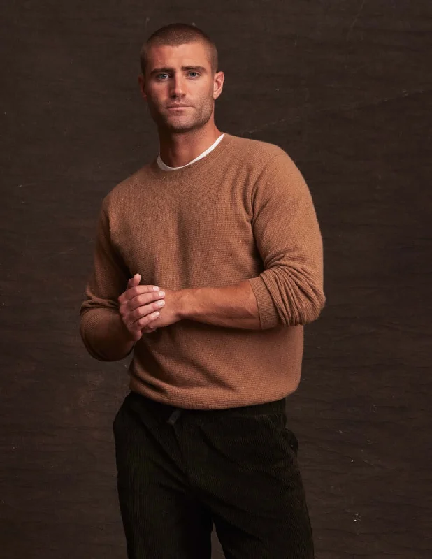 Men's casual sweater-Cashmere Textured Crew in Camel Donegal