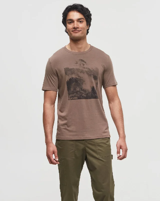 Men's lightweight gym t-shirt-Cloud Peak T-Shirt