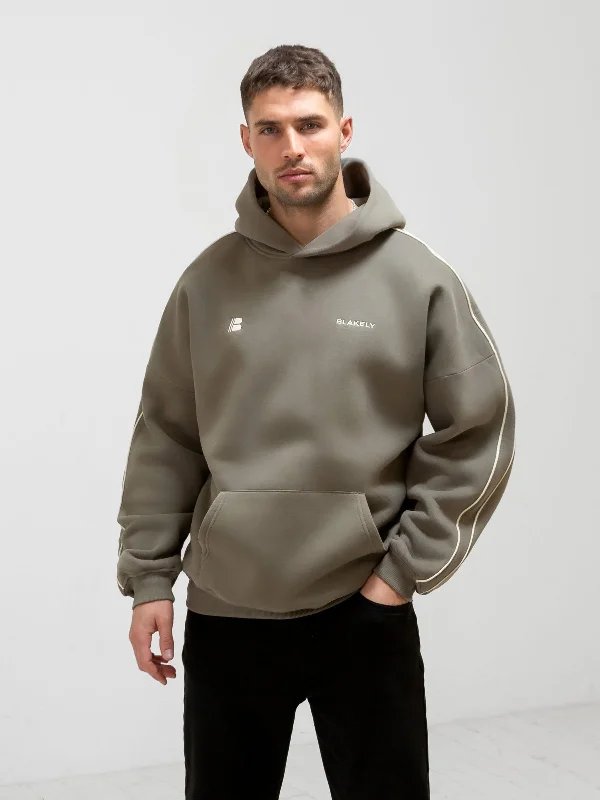 Men's sporty outdoor hoodie-Apex Pro Relaxed Hoodie - Safari Green