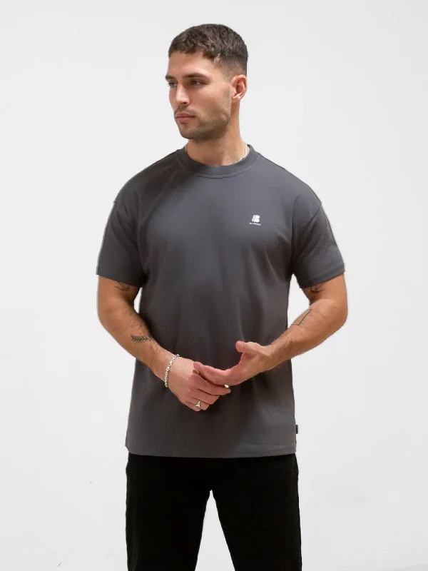 Men's gym-ready t-shirt-Apex Tech Relaxed T-Shirt - Charcoal