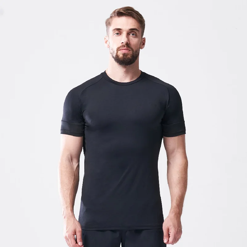 Men's breathable activewear t-shirt-LAB360° Raglan Performance Tee - Black