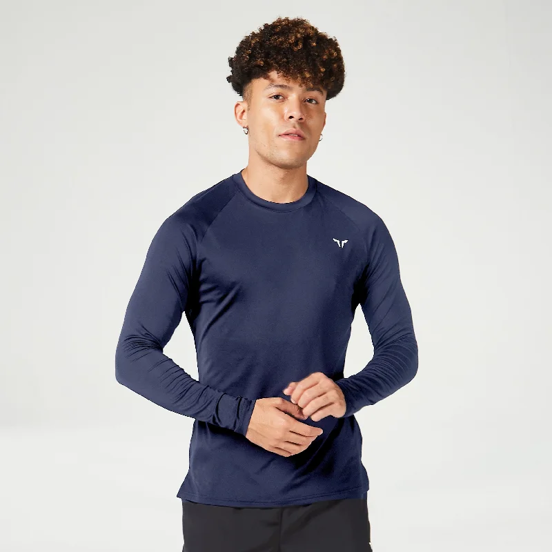 Men's versatile gym t-shirt-Essential Ultralight Full Sleeves Tee - Navy