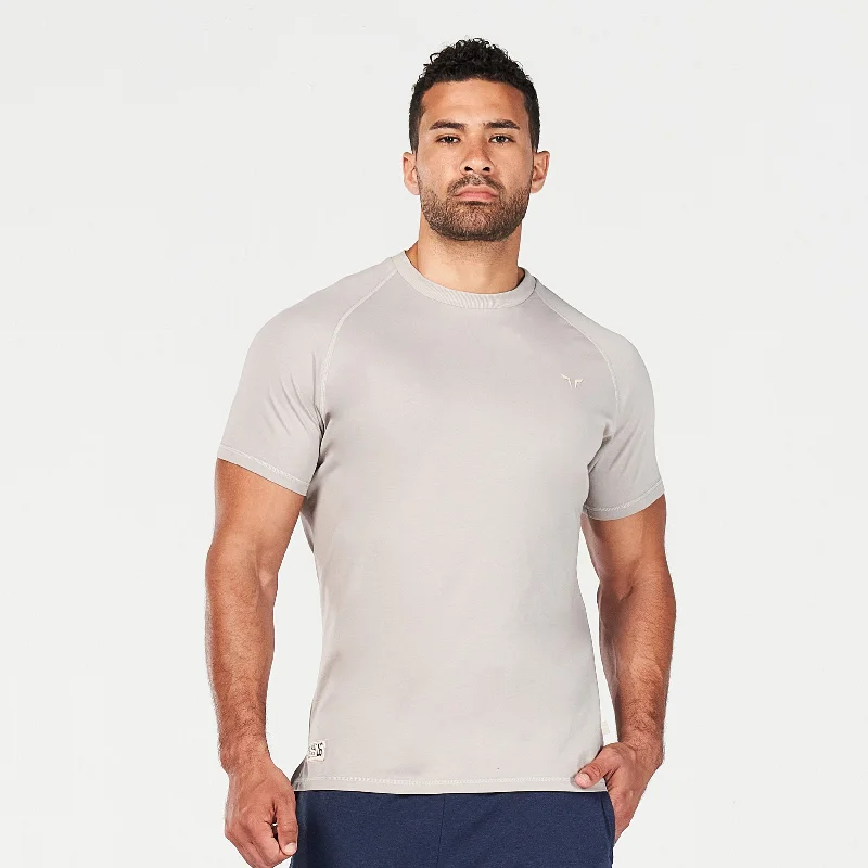 Men's performance gym t-shirt-Golden Era Raglan Muscle Tee - Paloma