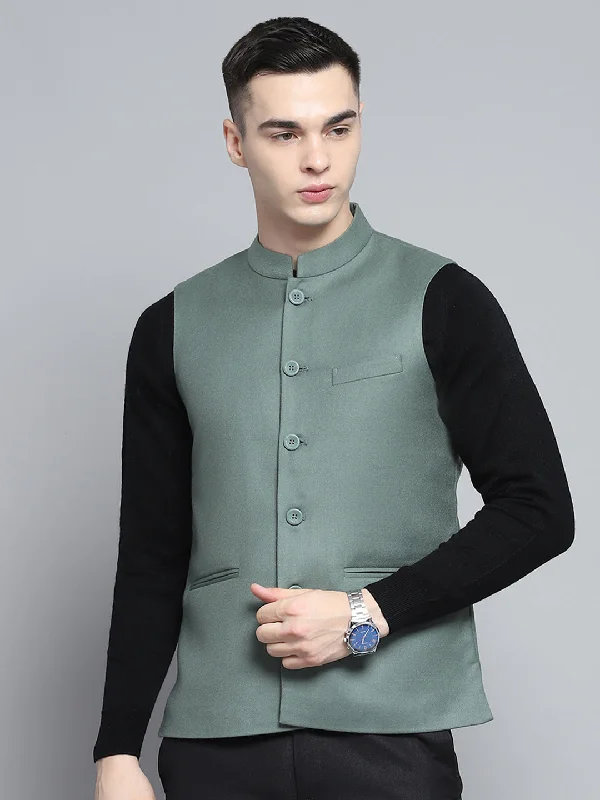 Men's gym performance jacket-Men Olive Solid Band Collar Sleeveless Jacket