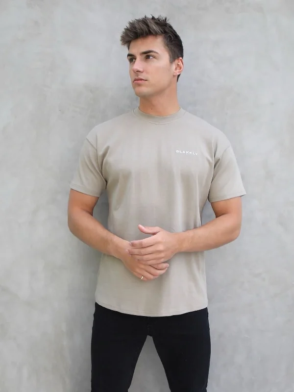 Men's comfortable activewear t-shirt-Series Relaxed T-Shirt - Washed Khaki