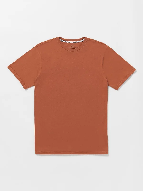 Men's relaxed fit gym t-shirt-Solid Short Sleeve Tee - Rust