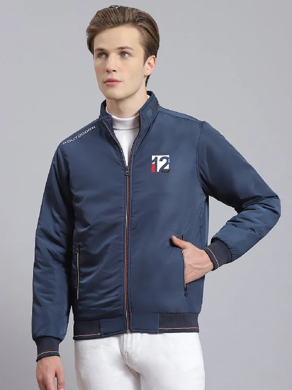 Men's gym-ready jacket-Men Navy Blue Solid Stand Collar Full Sleeve Jacket